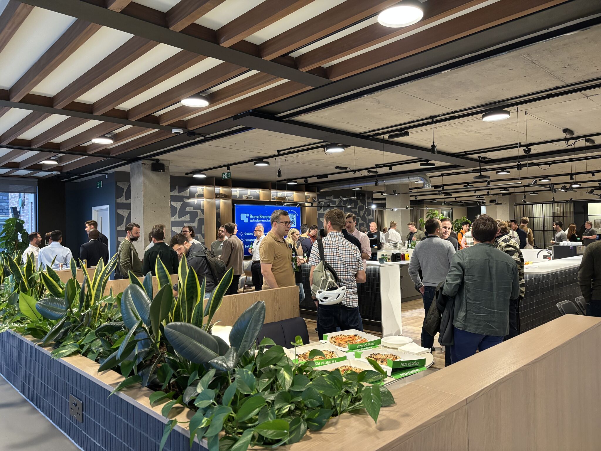 {{imageAltText(storage/images/1760698037162.jpeg)}}